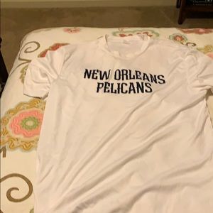 Nola pelicans shirt